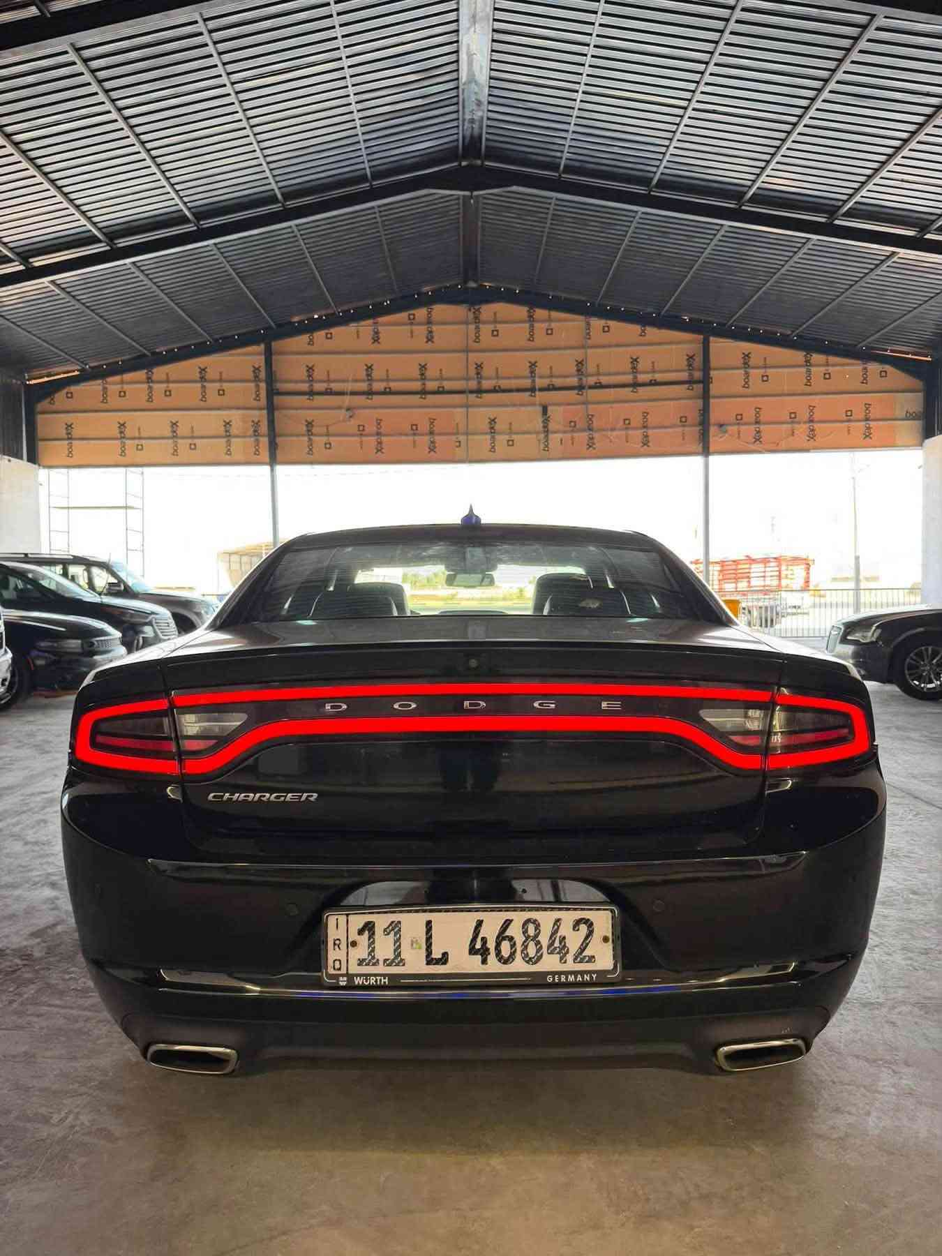 السلام عليكم
للبيع جارجر 2022 SXT

رقم بغداد الدولي 

حادثها دعامية امامية 

بدون دواخل السيارة 

بدون ايرباك 

بدون صبغ بيها بارد ب البنيد 

مكينة 6 سلندر 

كشنات كهرباء 

خزن ميموري 

السيارة جاهزة مابيها اي نقص 

السعر / 225 وبيها مجال بسيط 

ماشية/ 137 الف كيلو 

مكاني/ ديالى جديدة الشط 

للاستفسار/ ***********
