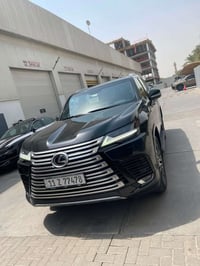 Lexus lx 600 platinum  لكزز LX 600 2023 بلاتينيوم ظمان ساز   سيارة ماش...