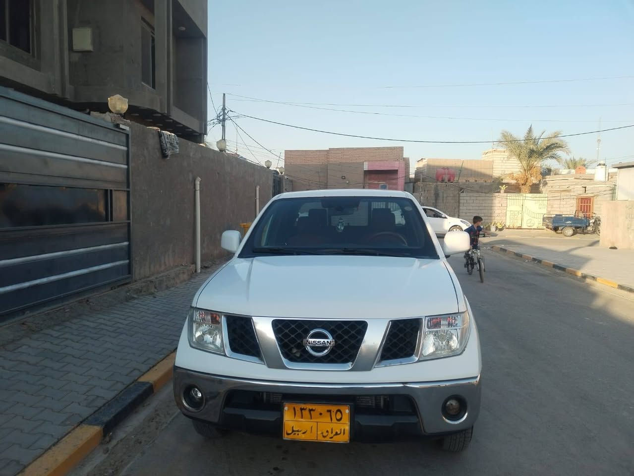 نيفارا 2013  مابيه صبغ جاهزه من جميع الجهات اتوماتيك تأثيرات باتري تبريد كله جاهز رقمها اربيل وكاله تريد مداور موجوده بالمشخاب سعرها 110ورقه الاتصال على الخاص او على الرقم *********** للراغب بالشراؤ
