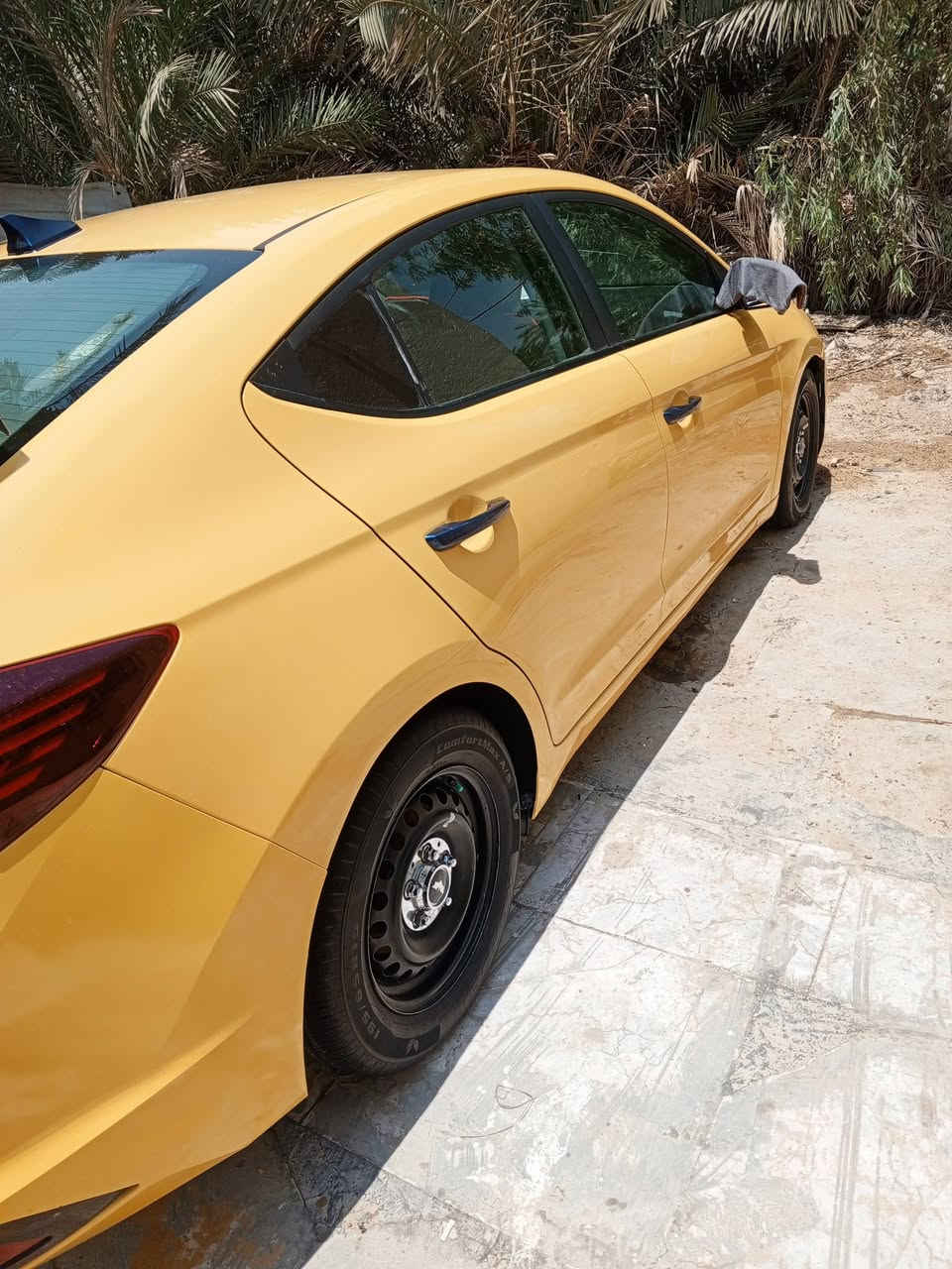 سلام عليكم 
الانتر 2019 وارد امريكي حادثها جاملغ ومرجعينه بلادي رادارات امامي وجامه نص فول غاز وبانزين خطين سياره جاهزه عنوانها ديوانيه سعر 35 
الرقم ***********
