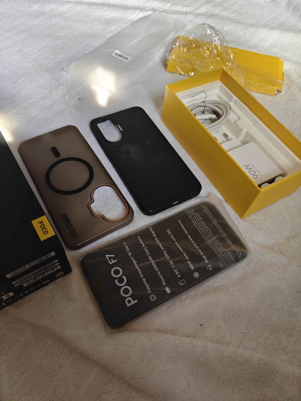 poco f7 عملاق المواصفات 
نظيف جدا كامل ملحقات الاصلية+كفرات عدد 2
ذاكرة 256 رام 8 
بطارية 97% عدد دورات شحن 286 فقط
معالج سناب دراكون 7+جين 4 
ببجي 120 فريم 
شاشة سلاسة فائقة جدا جدا 
بطارية عملاقة 6500 
سعرة 460 الف 
مكاني فلوجة او صقلاوية متوفر توصيل لجميع المحافظات 
*********** واتساب الفلوجة, الأنبار

نص مكتوب في الصور:
- ١٠٠ ٢:٣٠ حماية البطارية معلومات البطارية صحة البطارية ٩٧% الدورات ٢٨٦ بيانات التصنيع مايو ٢٠٢٥ أول استخدام: سبتمبر ٢٠٢٥ حماية شحن البطارية شحن كامل حماية البطارية لتمديد عمر البطارية، سيتوقف الجهاز عن الشحن عندما يصل مستوى البطارية إلى ٨٠% وسيقوم بالشحن الكامل فقط عند الجدول الزمني الشحن الذكي لإطالة عمر البطارية، سيتعلم النظام كيفية شحن جهازك ويتوقف عن الشحن عندما تصل نسبة البطارية إلى ٨٠% في الحالات المناسبة.