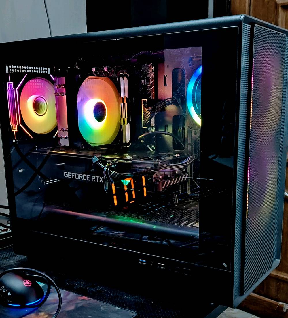 تحية طيبة للجميع 
متوفر كيس كيمنك للبيع 
السعر 990 الف ومجالها كلش قليل

I5 12400 6 CORE 12 THERADS
COOLER CPU 120M RGB
RAM 8X2 16GB DDR4 3200MHZ
M. B B660M GAGBAYTE
GPU RTX 3060TI OC ASUS TUF GIMENG X3FAN
POWER SUPPLY 650 W PLUS 80 BRONZE
CASE BLACK GAMING X 4 FAN ARGB 
SSD 512 GB 
HDD 1TB

مكاني موصل توصيل موجود
للتواصل *********** واتسب