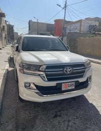 لاندكروز كراند • ٢٠٢٠ • ماشيه ٨٤٠٠٠