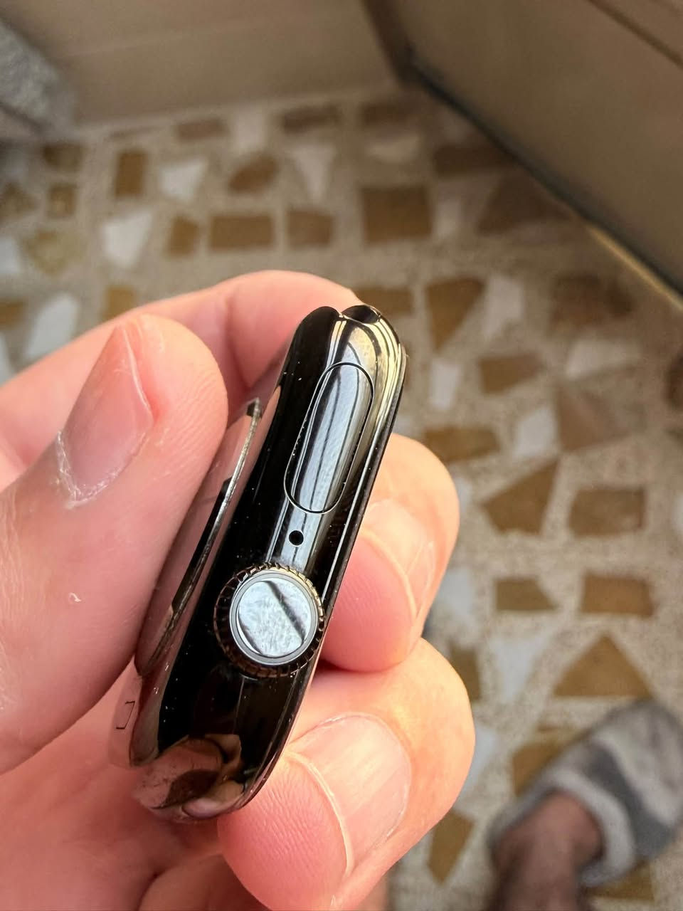 لا توجد تفاصيل

نص مكتوب في الصور:
- 3:40 Apple Watch مقترن الاسم Ahmed Apple Watch إصدار watchOS 26.3 (23S620) اسم الطراز Apple Watch Series 10 (GPS) تفاصيل الطراز علبة ٤٢ مم - ألومنيوم رقم الطراز MWWF3LW/A الرقم التسلسلي MNVWL3V921 عنوان Wi-Fi 9C:1A:25:99:0D:04 Bluetooth 9C:1A:25:90:A2:28 SEID العثور على Apple Watch يمكنك تحديد موقع Apple Watch، أو تمكين نمط الفقدان، أو مسحها باستخدام تطبيق تحديد الموقع. إلغاء اقتران Apple Watch