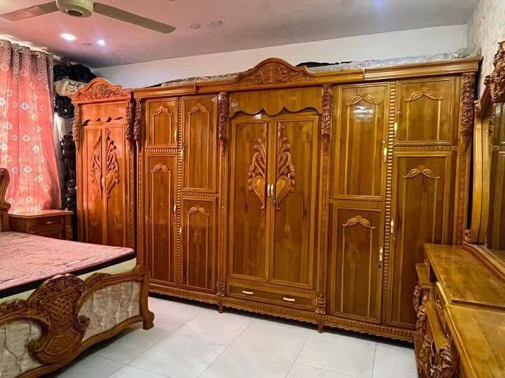 غرفة نوم • للبيع • واتساب
