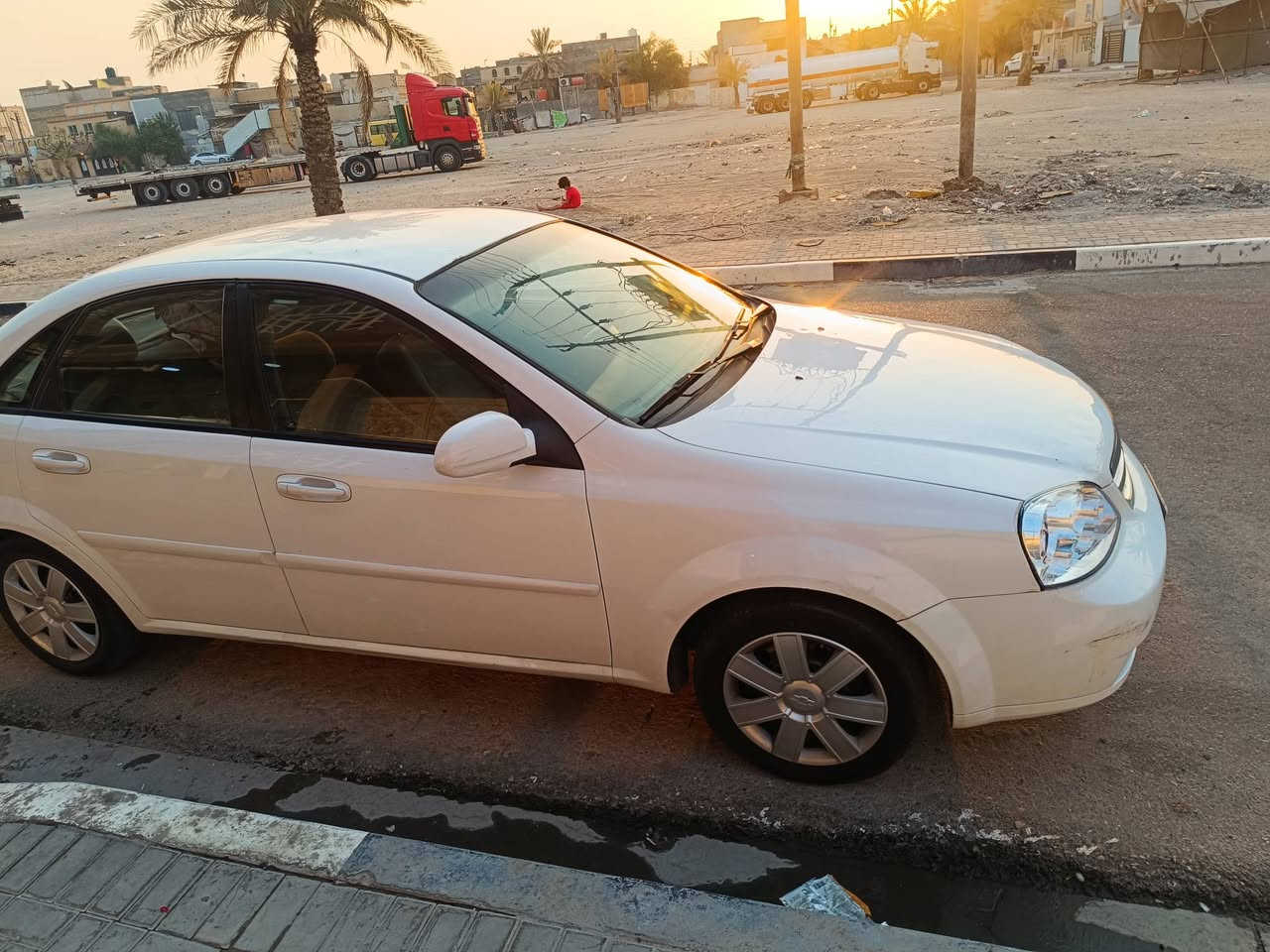 اوبترا 2012 حادث ربع المدكر الخلفي رقم بصرة السعر 80 بيها مجال ***********
