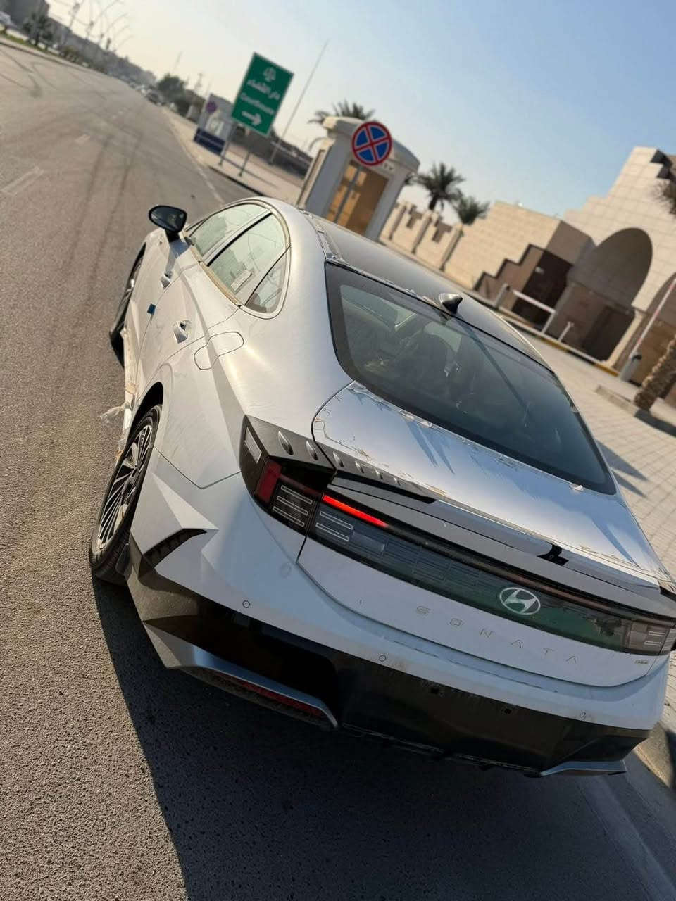 سوناتا 2025 هايبرد زيرو صفر
فول مواصفات بانوراما مفوله للاخير
بصمه-وشاشات-ودواخل جلد لون عسلي كفيل ومقترض اقصاد شركه استلام جديد بترابها
استلام اليوم رقم بغداد وراعي بغداد
اتصل وتدلل السعر مع الوكاله والرقم 
للاستفسار *********** البصرة, العراق
