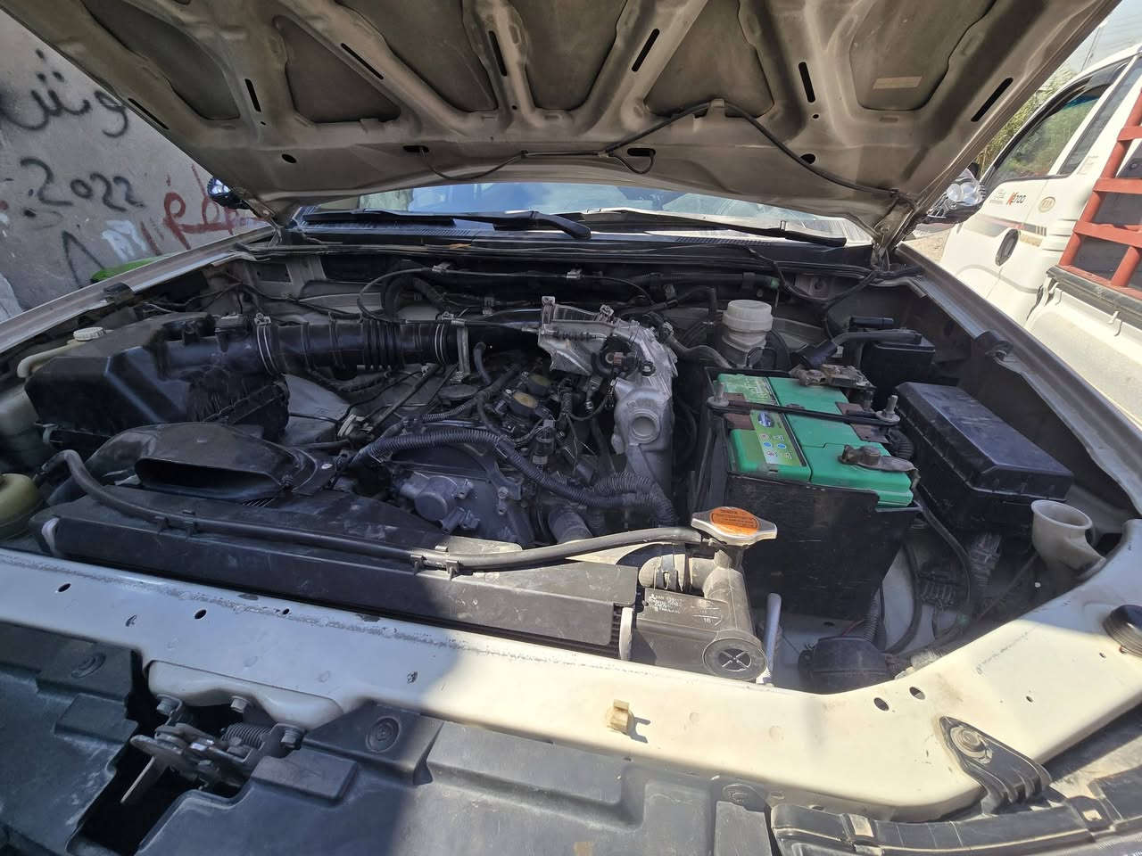 l200 ميتسوبيشي موديل 2011
مكفول مكينه كير اكسل بس طخه بالبدي جوه البك لايت حساس خلفي كامره خلفيه
ويل كب الويل الأصلي موجود
محجر ARB استرالي@
رقم بغداد

 لاستفسار *********** واتساب
