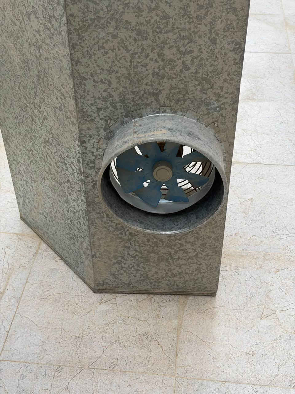 السلام عليكم
عندي بنكات للبيع عدد 4  سعر الًوحدة 20 وعندي مفرغة ساحبة مال مطاعم مستخدمات قليل كلش عدد 2 سعر الوحدة 60  مكاني تقاطع القدس دور الزراعة الثالثة للاستفسار ***********
