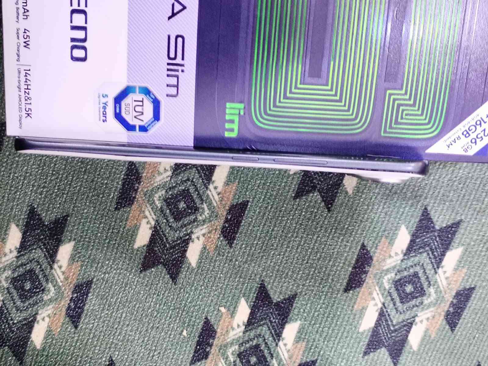 بوفا سلم 5G • ٢٥٦ • بطارية ٩٩٪