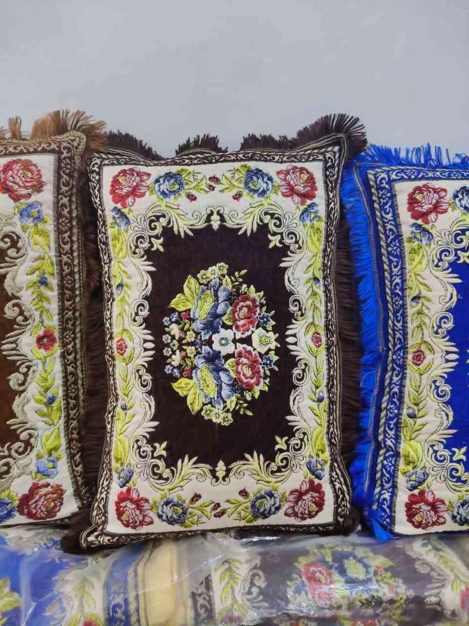 عندنا وجود مال مخاد سوري درزن ب 18 توصيل داخل مدينه الصدر منطقه الدسيم هذا رقم الهاتف *********** فد على الواتساب
