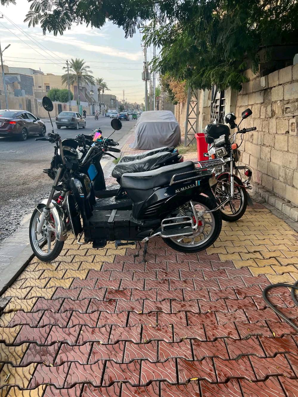 دراجات شحن لدي معرض الزعيم   


كلشي موجود جديد  او مستخدم  


*********** 
***********