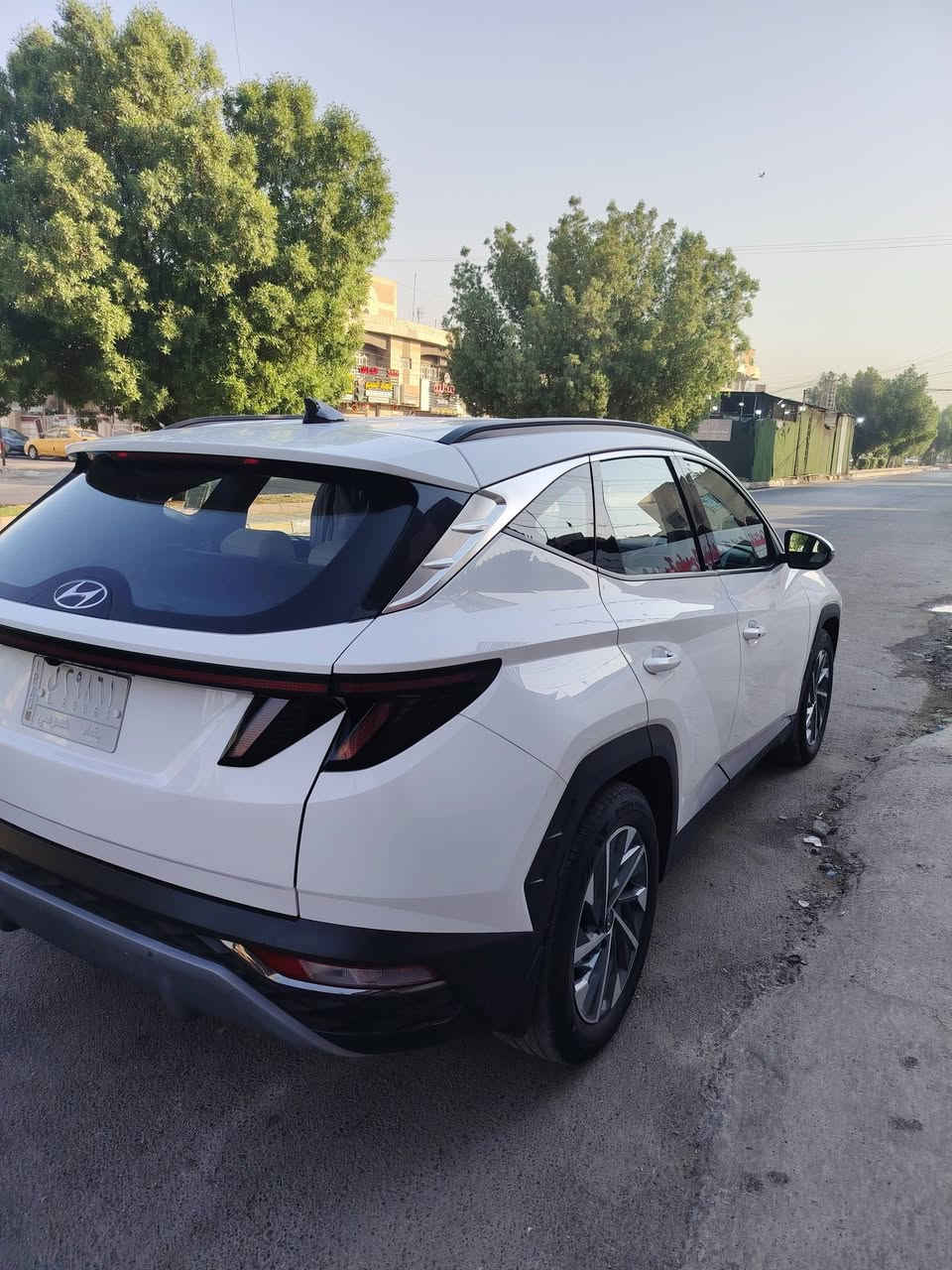 السلام عليكم
توكسان ٢٠٢٤ خليجي ماشية ٤٨ رقم بغداد مشروع وطني تحويل مباشر
بارد بالجنطة فقط والباقي كفالة كير محرك كفالة عامة
فول مواصفات قمارة حديد 
بصمة تشغيل وبصمة ابواب وترحيب عند الاقتراب 
كراسي كهرباء عدد ٢
شاشة تدعم ابل كار بلي
مرايا شفط 
حساسات امامي خلفي 
سايد بريك دكمة
بردات خلفية بلاد
وباقي المواصفات المعروفة
مكانها بغداد الاعظمية او سبع ابكار
السعر ١٩٣ قابل للتفاوض
رقم الهاتف ***********
