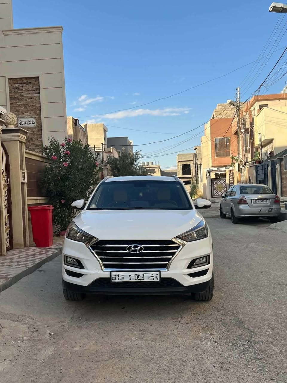 سلام عليكم من رخصت الادمن المحترم 🌹 مكلف بل نشر رجاه لحد يكتب السعر الرقم موجود يعجبك اتصل📍            توسان موديل 2019 لون أبيض ماشية (116) الف🛑                                    السياره كلين تايتل مكفولة كفالة عامة 🛑.                          المواصفات 🛑.                                                                بصمة تشغيل 🛑.                                                             شحن وايرليس 🛑.                                                           مرايات شفط 🛑.                                                             اشاير بل مري 🛑.                                                              يدات نيكل 🛑.                                                              كشن كهرباء 🛑.                                                             دخول ذكي + ترحيب عن التقرب من السيارة 🛑                 قطعتين تبريد 🛑.                                                          فول تحكم ستيرن 🛑.                                                    حساس إمامي 🛑                                                               حساس خلفي 🛑.                                                            كاميرا خلفية 🛑.                                                         ثلاجة بل جكمجة 🛑.                                                                ثلاث وضعيات قيادة 🛑.                                              بصمة ابواب 🛑.                                                            شاشة كبيرة 🛑.                                                         محرك (2000) دوش 🛑.                                                      سبير الشركة مانازل + العدة والجك غير مستخدمين 🛑.                                 السيارة رقم دهوك انكليزي + السنوية باسمي اني الشرعي مالتها🛑                                                                        للاستفسار // *********** // ***********                 مكان السيارة موصل  🌹
