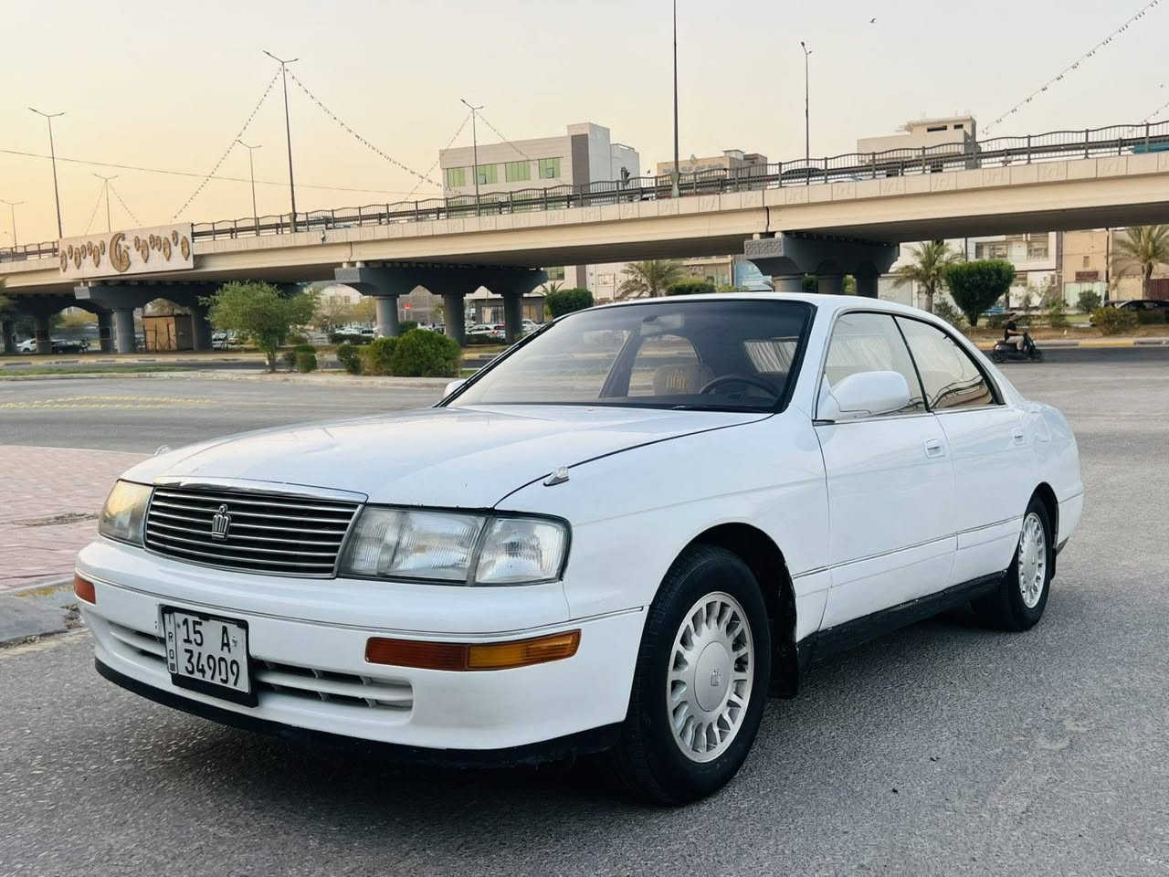 السلام عليكم ورحمة الله
للبيع بطه متصل لون أبيض موديل 1993 رقم انبار انكليزي (بأسمي) تحويل مباشر سنويه مجدده لل2030 
گير ومكينه 2500 شرط جدد 
السياره كفاله عامه من كص ونقل وعيب وضربه وحتى من الخياس والصبغ العام جديده بمعنى الكلمه 
جاهزه من داخل بالكارتون تخم تاير كهربائيات حداديه تبريد ويل جديد تبريد ثلج ماعايزها اي شي ومال جناي 
مكان السياره كربلاء 
السعر 55 وبيها مجال بسيط للشراي
للاتصال،،، ***********
