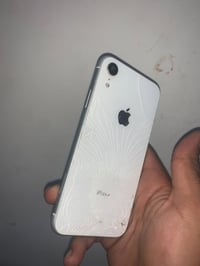 آيفون XR • ذاكرة ١٢٨ • بطارية مبدلة