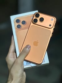 آيفون ١٧ برو ماكس • ٢٥٦ • بطارية ٩٨٪
