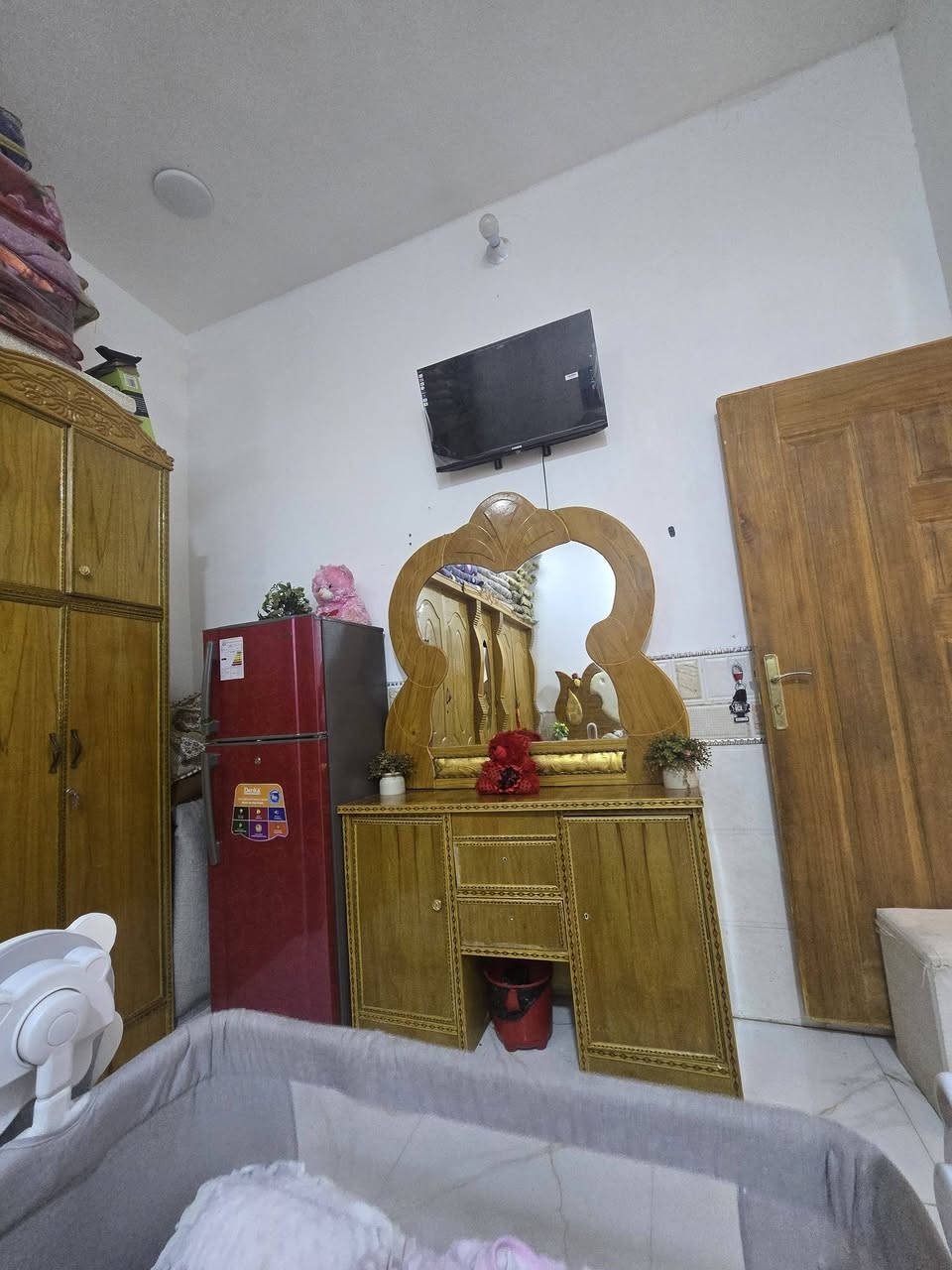 غرفة اخشاب • عراقي • للبيع