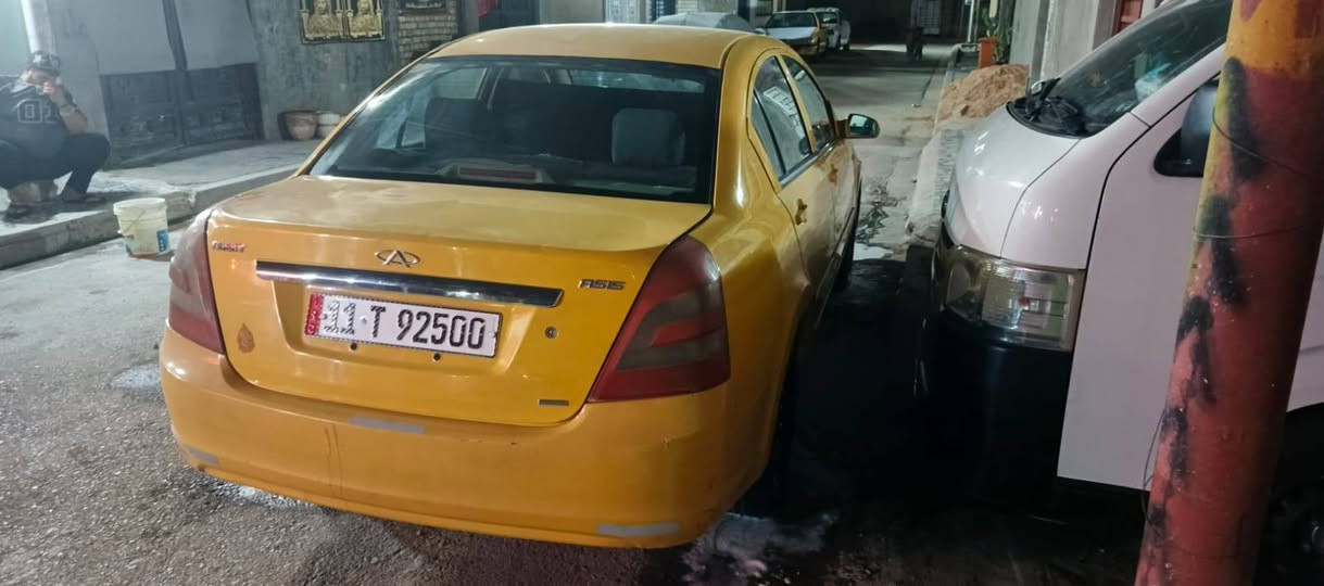 سلام عليكم شيري A5 مديل ١٢ كير عادي  سياره بلاديه سنويه وهزه جديده مصفره ربع مامطلوبه  تايرات جدد بسمي تحويل مباشر مكفول من ضربه سياره  تبريد شغال مكانه بغداد المشتل رايده ٣٨ وبيه مجال  ***********
