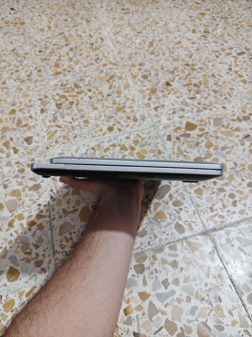 HP 810 G3 • قلاب 360 لمس • رام ١٢ جيجا