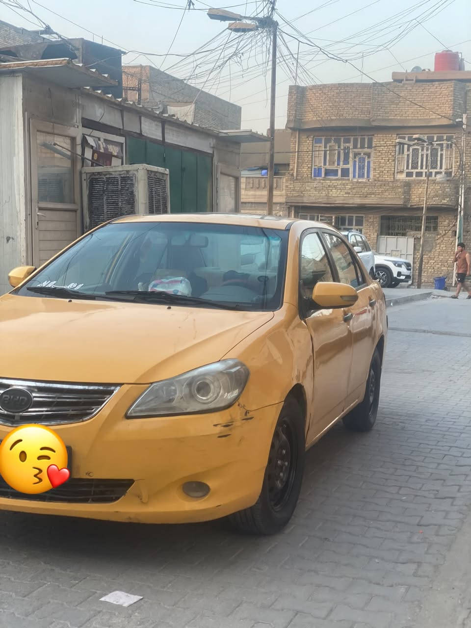 جي 3BYD
محرك خير من الله بي خيط بخار 

كير اوتو ماتيك خير من الله
 
تبريد ثلج ❄️ 

موديل 2014

مصبوغه عام وبيه جاملغ وباب معمر

مصفره هيئه وغرامات

عليه 5اشهر هيئه اني اتحمله

رقم بغداد نكليزي 

مكاني بغدادمدينه الصدر

مامتواجد ع الفيس 

واتس اب *********** اتصال

رقم الثاني ***********

بيه مجال حك الجيه 34
