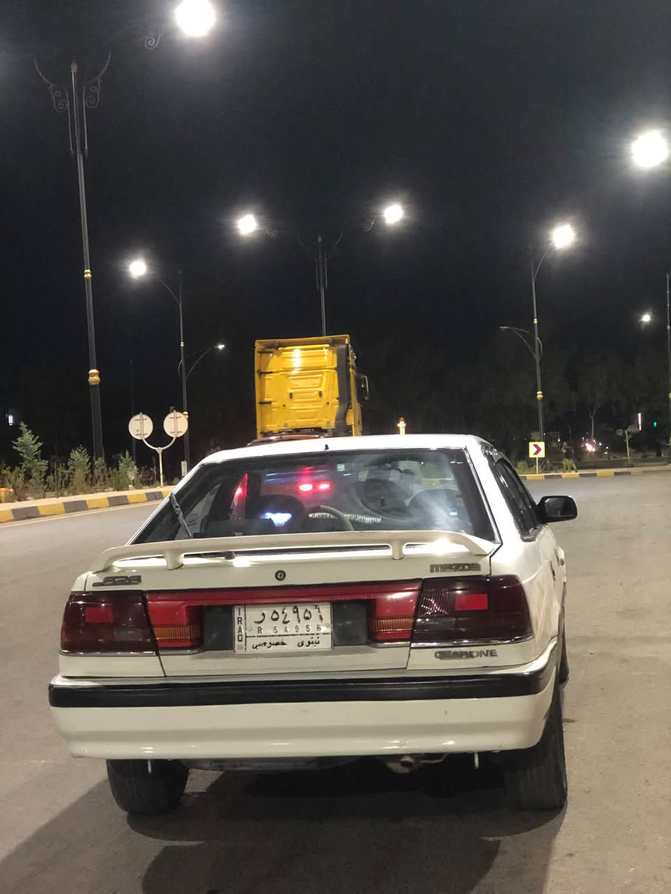 سلام عليكم للبيع مازده 626موديل 89. سنويه لغايه 2027 كير تومتيك  محرك 12 بخ بيه صرف سلايت شرط التحويل بيها قطعتين صبغ جامات كهرباء قفل مركزي مكلف بنشر للأستفسار فقط عل رقم ***********//*********** السعر 38$ مكاني و موصل كوكجلي
