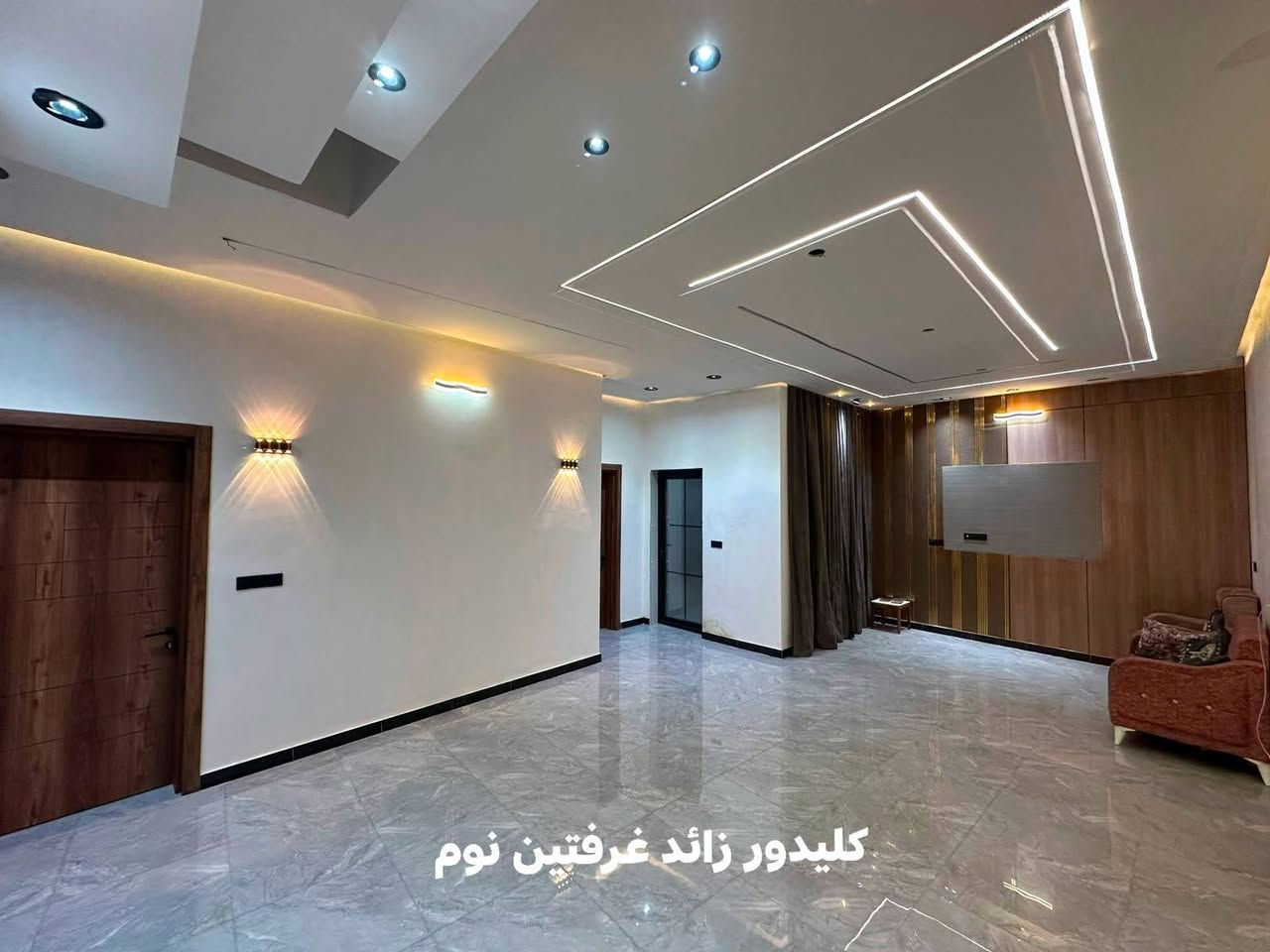 دار للبيع
السلام عليكم دار للبيع

مساه الدار الكليه 350م
بناء سنت 2026
مساحه البناء250م

طابو زراعي سند 25 تحول ثاني يوم باسم المشتري

دار كامل عله اخر حبايه بناء درجه اولا نقص فقط تطبيك الكراج (الطارمه)

عنوان الدار قرب معمل غاز الحله (نادر)شارع الشهيد مصطفى

يبعد عن شارع العام 250م عله نفس الشارع 

للستفسار الاتصال على الارقام 

***********

***********

(ملاحضه اكو فيديو توضيحي كامل للدار)
