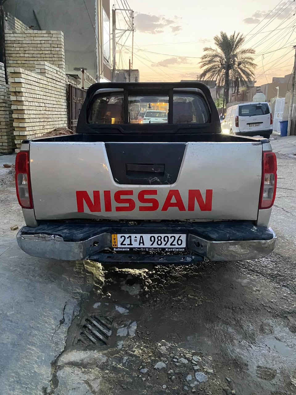 ٢٠٠٩ • للبيع