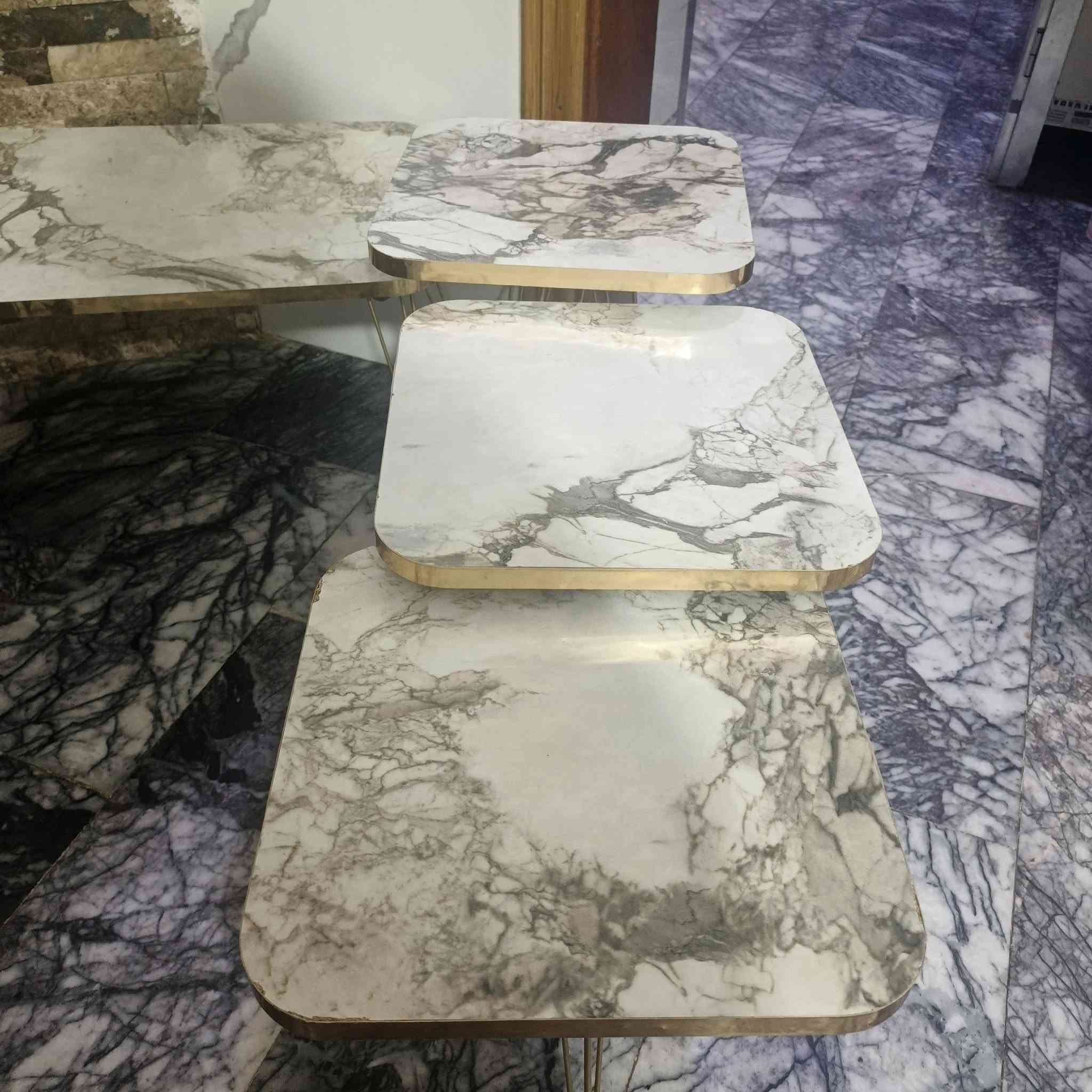 طبلات وحده جبيره و٣ اصغار وكرسي صلاه إلي يريدهن يفضل خاص
