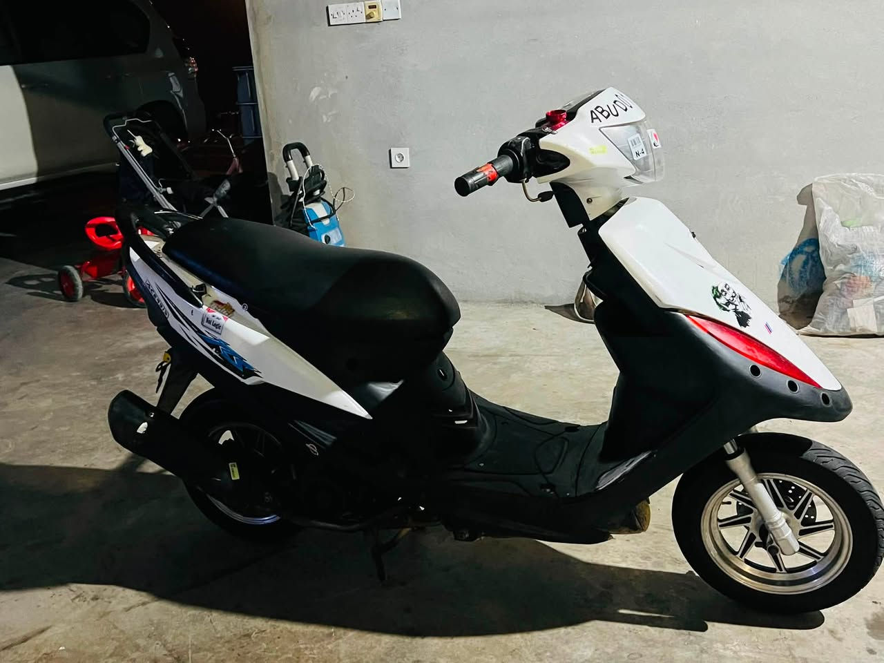 بەناوی خوای گەورەمیهرەبان🏍️ماتۆڕ عەدلە بۆ فڕۆشتن  مۆدێل2007مەکینە 55 بێ عیبە سعری550هەزارو مەعمەلە یەکی برایانە🤝ئەگەرموشتەرنیت سەرمان مەئێشێنە لەگەڵ ڕێزم بۆزانیاری زیاتر نامەبنێرن یان تەلەفونکەن
ژ.م***********
شوێن چەمچەماڵ 
ئەدمین❤️
