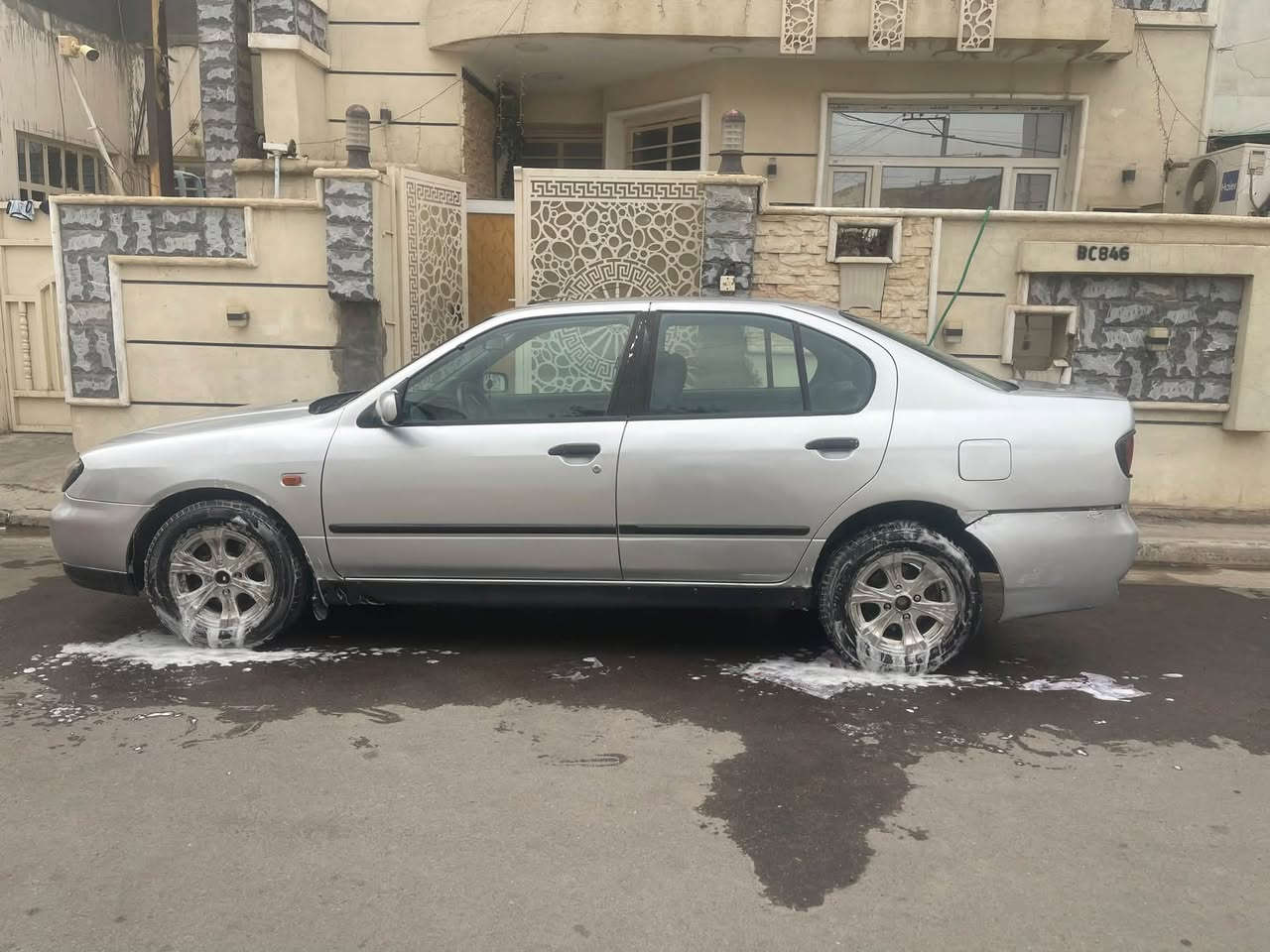 نيسان بريميرا 2001
تبريد شغال 
دبلات اماميه جديده
واتر بم جديد 
دواخلها مبدلها على ايدي 
رقمها انكليزي 
نقصها دعاميه خلفيه فقط 
42 وبيها مجال 

*********** واتساب 
*********** رصيد
