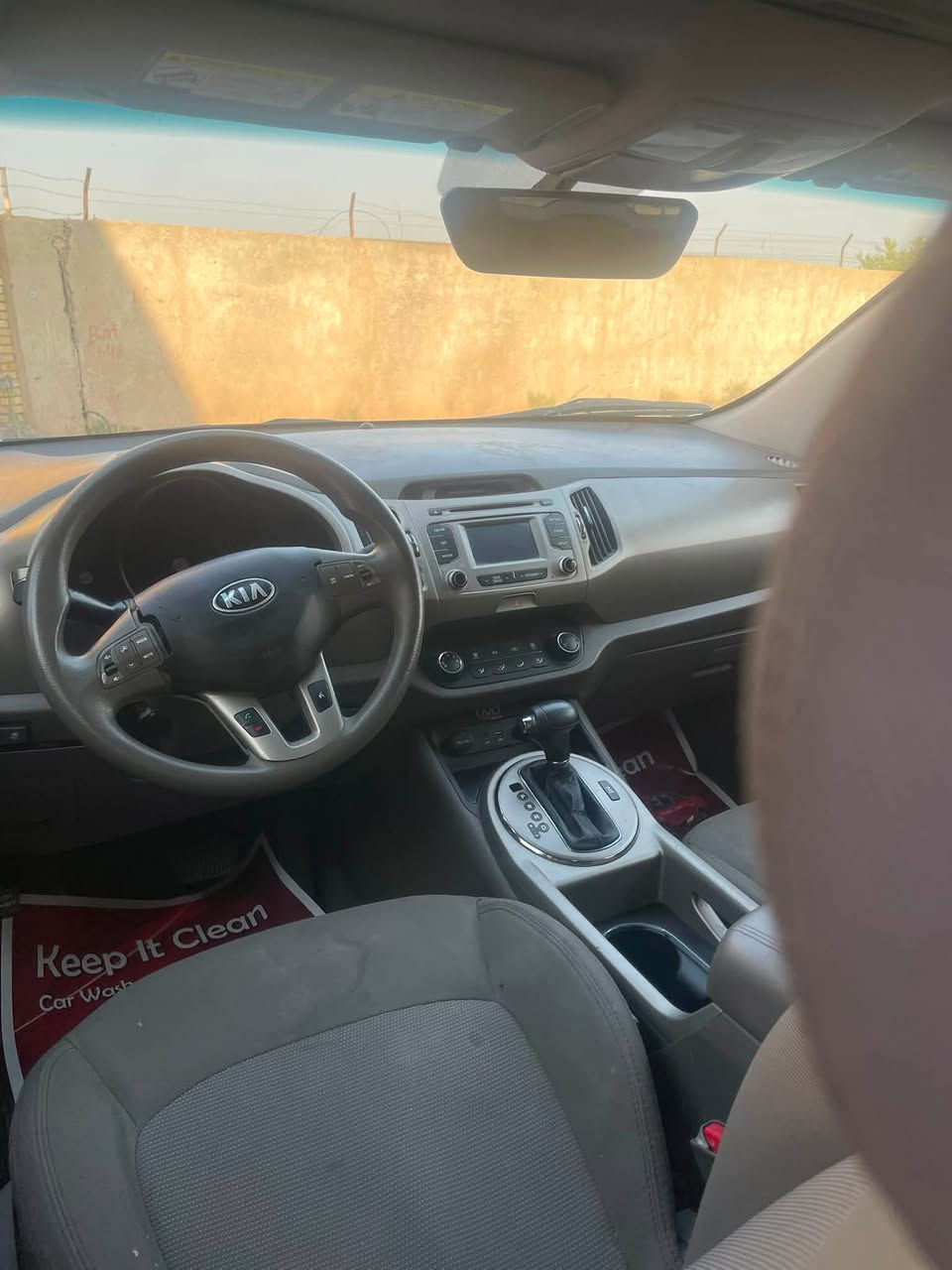 سلام. عليكم. سبورتج خليجي ٢٠١١ سابقن. كفاله. وصار. بيها. حادث. حرق. محرك. ودشبول والغراض. الي. شادينه ٢٠١٥ سياره. حالين. بس. صدرها تعبان. وبيها. ملاحضات 
***********
