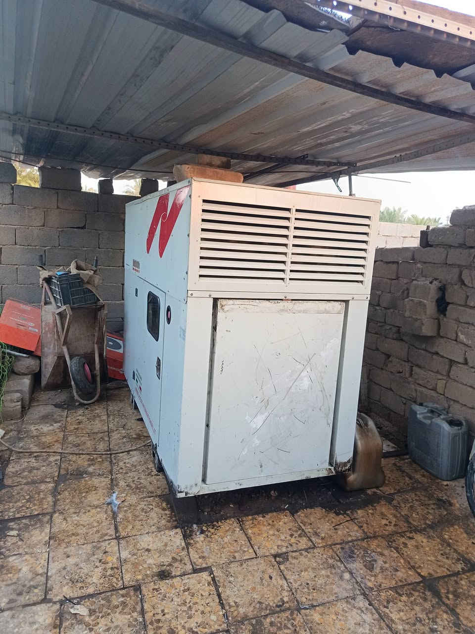 سلام عليكم مولد اسكوت إيطالي جديد أصلي دويز تبريد دهن ٣٣ كيفي كاتم سعر ٣٥
للاستفسار ***********
***********
