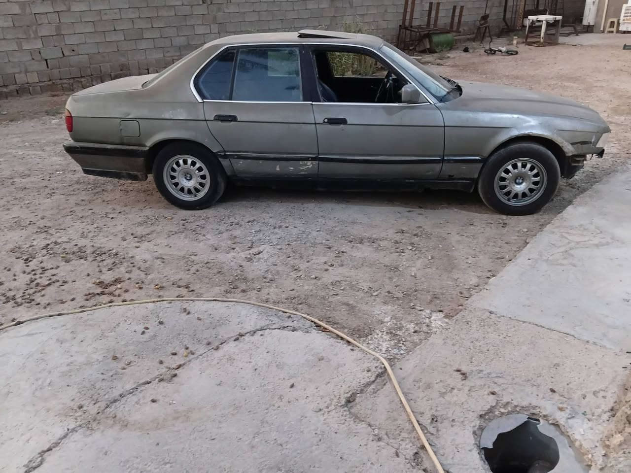 735 عظمه حلوه مكينه وكير خير من الله رقم بغداد دولي مكاتبه  مروريه  مستعجل السعر 25  للاتصال ***********

