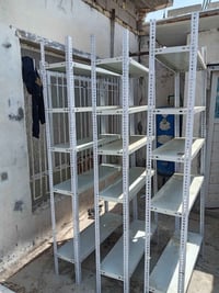 رفوف محل • للبيع • تواصل