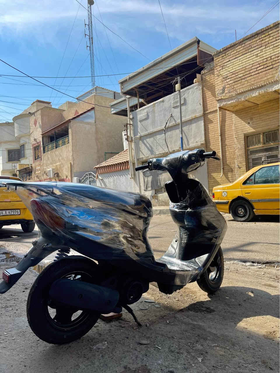 دراجة تسعة جديدة ، مال رمبة نضافة شوفت عينك جيس الدراجة كلش نضيفة كلهة كفالة من لمكينة ما مفتوحة بعدهة كلهة بلاد كفرات  ومكينة ناعمة خرسة عبالك شحن  مشيهة يخبل شلعتهة كلش حلوة دبلاتهة كلش حلوات بريكات ورة  ويلات كلش نضيفة  تايرات جدد قفال ستيرن قفال صندوك كاملة كهربائيات   لايت امامي خلفي  اشاير كلشيي  بس السلف ما يشتغل شد باتري شغال سعرهة 350 وبيها مجال  مكاني البصره التحسينيه رقمي *********** البصرة, العراق
