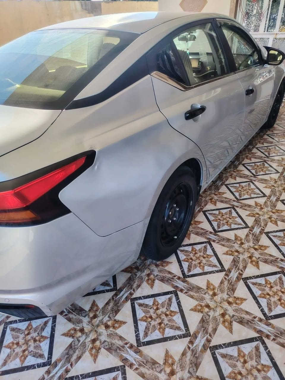 🚘 للبيع نيسان ألتيما موديل 2023 – أمريكي 🇺🇸

🔹 المواصفات: S
🔹 ماشية: 90 ألف ميل
🔹 اللون: سلفر  مميز 🤍
🔹 حادث بنيد في امريكا صبغ وجاملغ خلفي بالعراق
🔹 بدون دواخل فقط الدرگه 
🔹 التايرات تخم جاهزة
🔹 السيارة نظيفة جدًا وأجمل من الصور ✨

🔥 المواصفات:
• بصمة أبواب
• بصمة تشغيل
• تحكمات ستيرن
• رادار أمامي
• رادار جانبي
• تحكم مسار
• شاشة صغيره
• مواصفات كاملة ومميزة

📌 رقم شمالي
📌 سنوية جديدة
📌 تحويل ثاني يوم

💰 السعر: [139] وبيه مجال
📍 الموقع: [ديالى الخالص]

اتصال 📞***********
