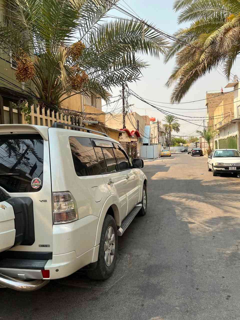 السلام عليكم
باجيرو مديل ٢٠١٠ 

محرك ٣٥٠٠

تبريد فول

سياره نضيفه 

نوع السيارهGLS

6 سلندر 

مواصفات بنرامه ،وسبير منازل تبريد فول داخل نضيف مابيها اي نقوصات 

رقم بغداد 

المكان بغداد 

السعر ١٣٢ وبيها مجال بسيط 

***********

مكلف بالنشر
