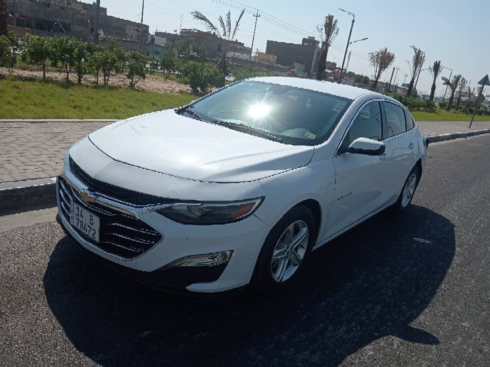 ماليبو ٢٠٢٤ أبيض جديده السياره مكينه كير تبريد 
ابيع ع حادثها شغاله وتمشي  السعر ٨٤ ورقه سابقا حادث امريكا جاملغ امامي 
*********** البصرة, العراق
