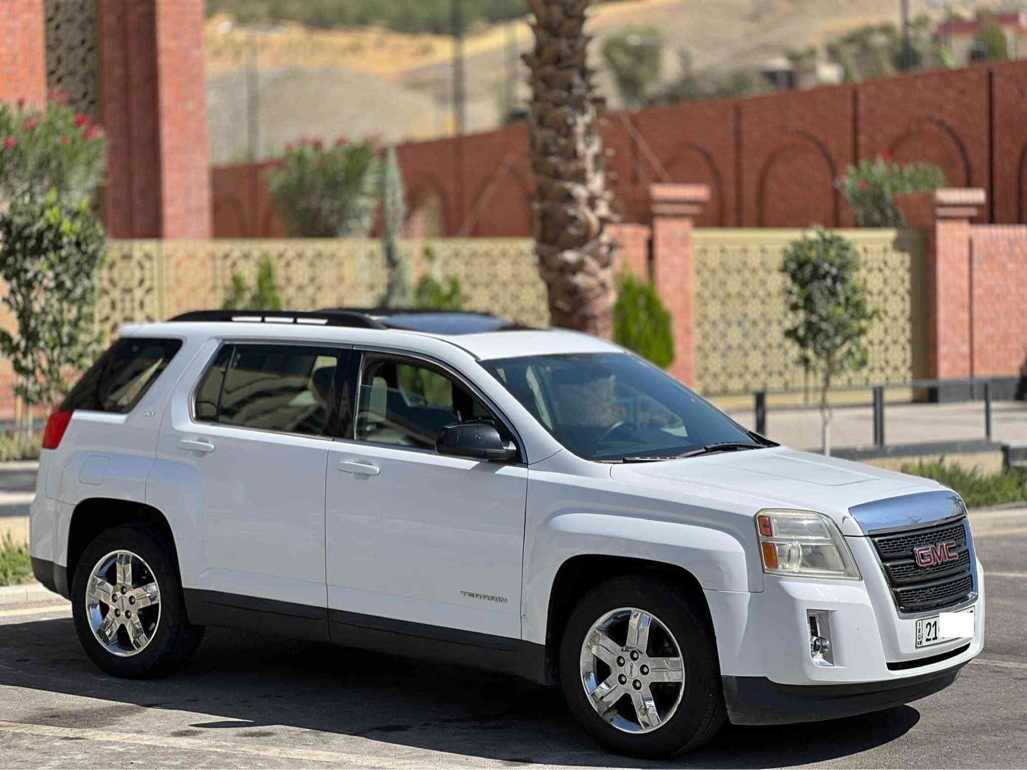Gmc Terrain 2013 105$  
فول فول مواسەفاتی خلیجی بێ بۆیاخ 
نرخی ١٠٥$ و مەجالێکی کەم 
سعر: 105$ مجال 
مواسەفاتەکانی( سڵاید - شەغال -ویل کرۆم - شاشە و کامێرا و تەحدید سرعە - دەبڵ گێڕ - سنوق جەگ و کارەبای ٤ تایەی لۆکی لەژێرە - ئاوێنە هیتەر - ناوزەرد و کوشن جلد و کارەبای - مکەبەرەی pioneer ) 
مەکینە ٦ بستۆن ٣.٦ تاک ئەکسل 
ڕەسمی سۆنەریم داناوە 
هەزەی نوێیەو سەنەوی تا ٢٠٣١ تازەیە بەناوی خۆمانەوەیە 
سلێمانی ناوشار 
*********** السليمانية, العراق
