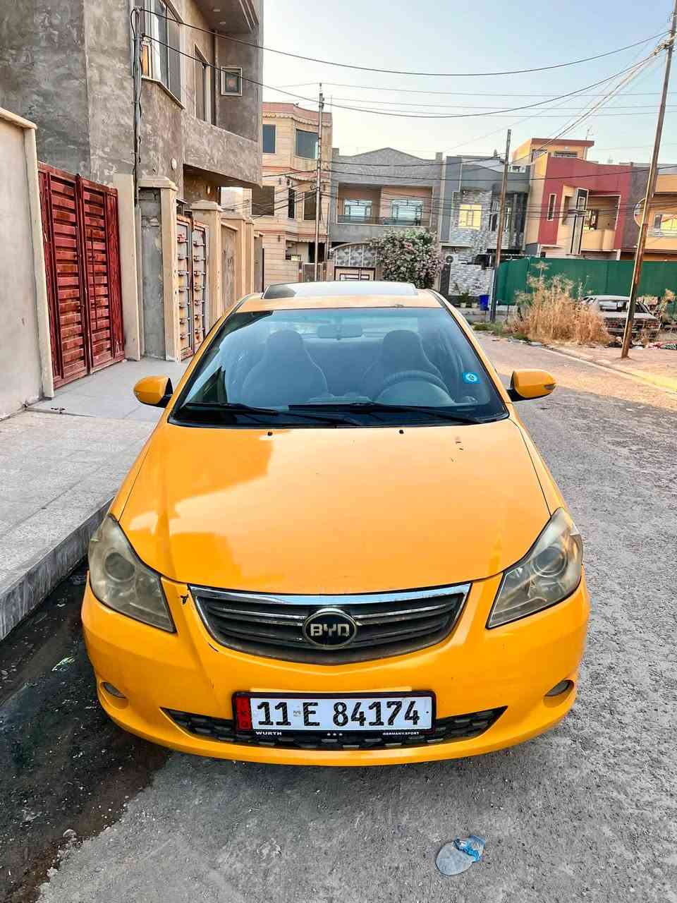 BYD  جي ثري 2013  سياره متكامله ما ناقصها شي تبريد شغال هيئه غرامات مصفره اني الشرعي رقم  مشروع وطني بصمه كير  عادي ***********
