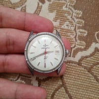 ساعه للبيع تكويك فنتج قديم  ب ٢٣الف مع توصبل 07853841971