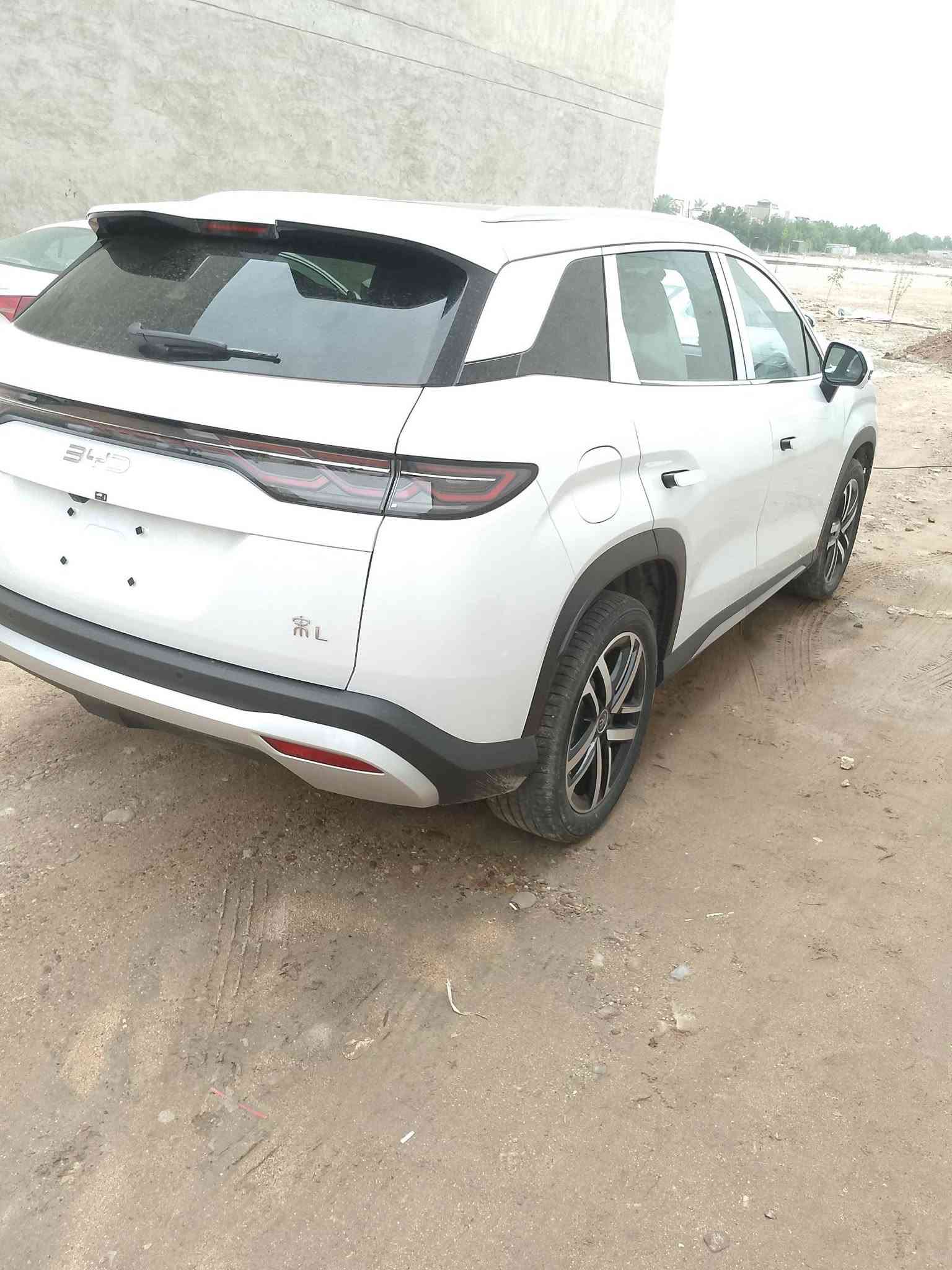 -يتوفر زجاج السيارت الحديث والقديم
-بأسعار جيده تبديل الزجاج الامامي الكافه انواع السيارات 
-تبديل الزجاج المضلل البيبان والخلفيه 
-ازاله التضليل من الزجاج الامامي والابوب
-تنضيف مكان الزجاج بعد ازالته  
-ويتوفر زجاج اصلي الكافه انوع السيارات 
-ويتوفر زجاج درجة اولى مع ضمان جوده العمل والزجاجه -فتره الضمان 3️⃣سنوات 
مع احسن انوع السلكون 
-يتوفر جميع انواع السلايتات لجميع انواع السيارات
-ويتوفر زجاج درجه ثانيه ضمان فقط جوده العمل وليس -الزجاجه 
-وكل هاذه عدنه شد موقعي داخل بغداد فقط ضايج من -الزدحام ماعندك مجال تجي احنى نجيك بكل مكان ابغداد 
-وتشوف الشغل اذا ميعجبك ربع متنطي والجامه هديه من -عدنه الك 
-موقعنا شارع شيخ عمر قرب مقبره الغزالي 
-للاستفسار اكثر اتصل بنا او مراسله ع واتس اب***********ابوفهد

