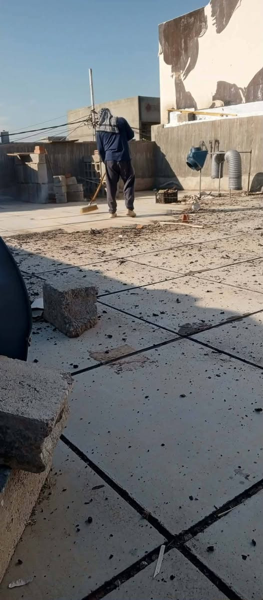 مستعدون لعمل الماستيك في محافظه كركوك عمل أو كرسته وعمل شغل هندسي ودرجه اولى اجود انواع الماستيك كادر متكامل قلع تنضيف وفرش وكوي نشتغل گوتره ونشتغل ع متر وتدللون للاتصال ***********
