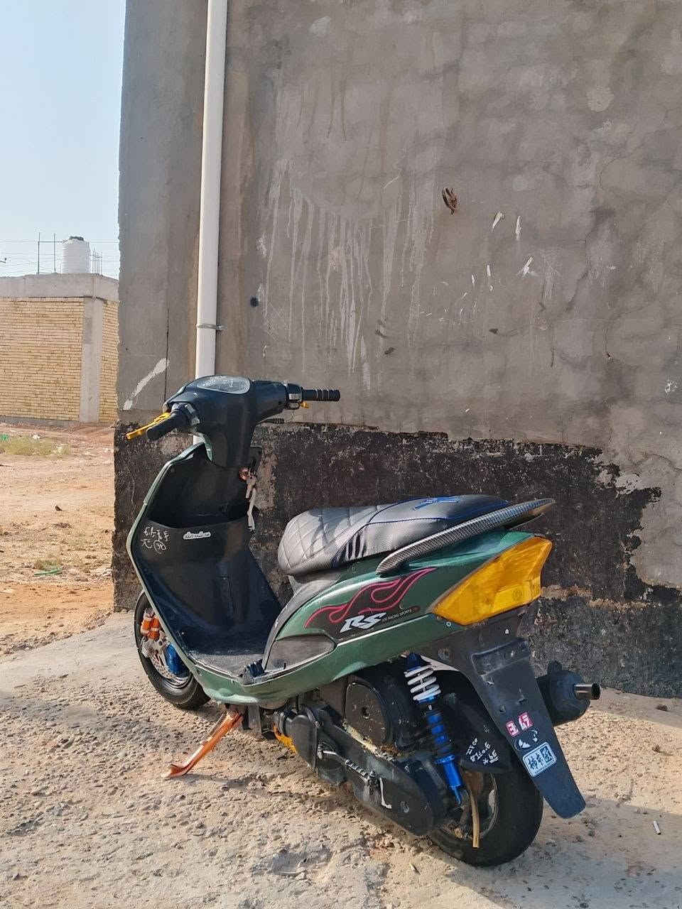 ماكس عدلة • قطع رياضي • بوشه تاكل