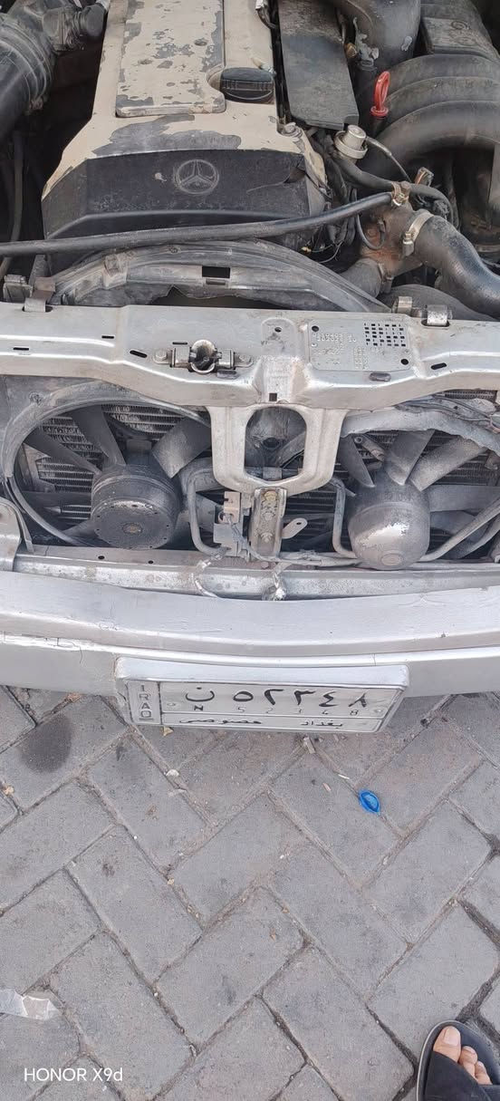 مارسيدس بيبي شبح اصل محرك خراطيم بلاد لون سلفر بغداد موديل ١٩٩٧ اذامراوس السياره بسمي الأتصال ***********
