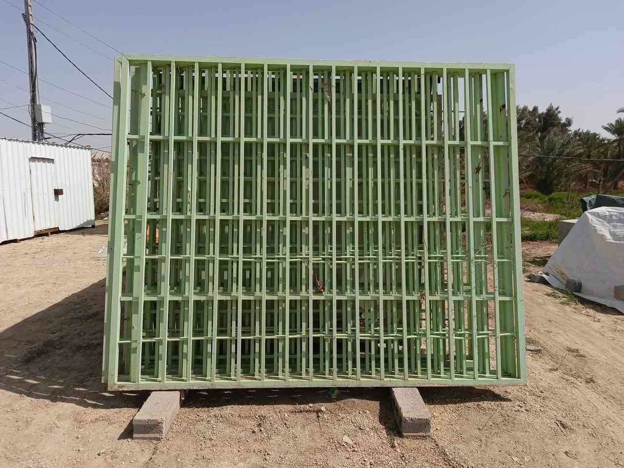 قواطع معدنية • ٣×٢,٥م • بين كربلاء و المسيب