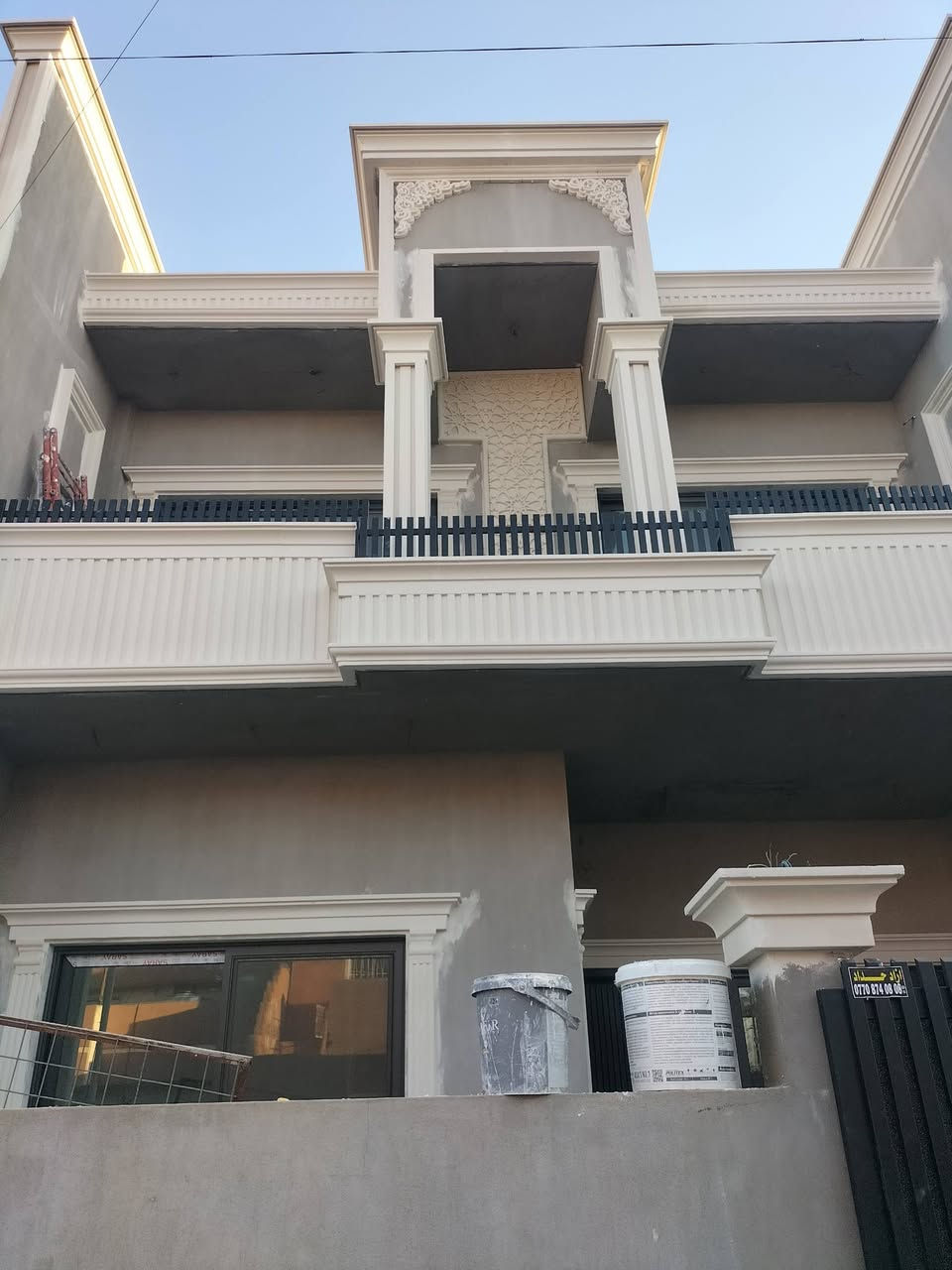 تغليف الواجهات الخارجية للمنازل وبأنسب الأسعار عنوان كركوك ***********
تغليف واجه 5 متر كرست و عمل 1800مليون
تغليف واجه 10متر كرست و عمل 2مليون 
مع جودة ودقة في العمل

نص مكتوب في الصور:
- 5 lug 7:24 PM Invia Preferito Modifica Elimina Altro