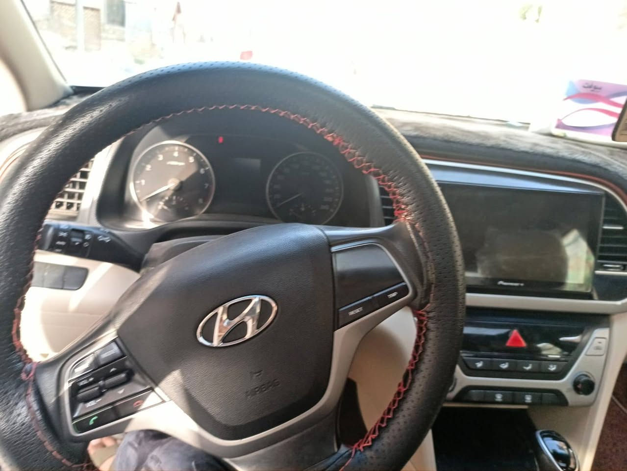 النترا خليجي مكفوله كفاله عامه
محرك دوش 
موديل 2018 رقمها بغداد 
رقم نكليزي باسمي سنويه 2028
دبل اشاير. فتحه بالقماره 
شراي هلا بي ***********
