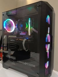 رايزن 2700X • RX 580 8GB • سليمانية